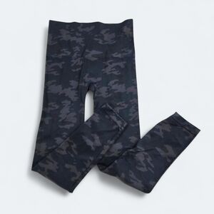 Spanx Look At Me Now Camo Leggings Size Large